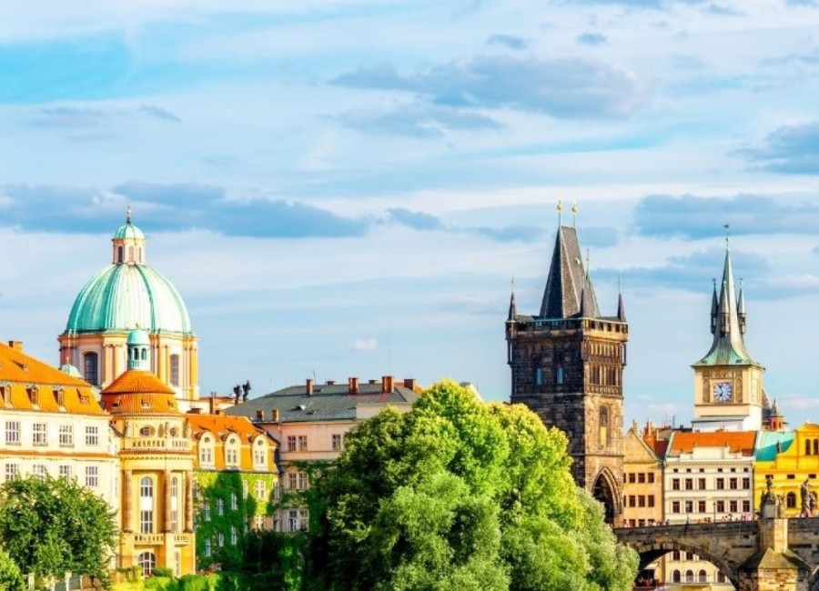 Grup AVA oferta Praga Viena Budapest